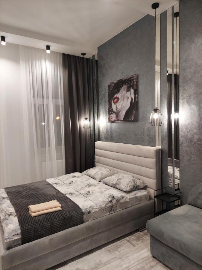 Ferienwohnung Однокомнатная Форум-Центр Lemberg Exterior foto