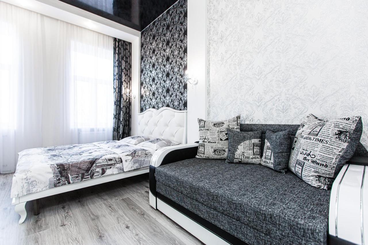 Ferienwohnung Однокомнатная Форум-Центр Lemberg Exterior foto